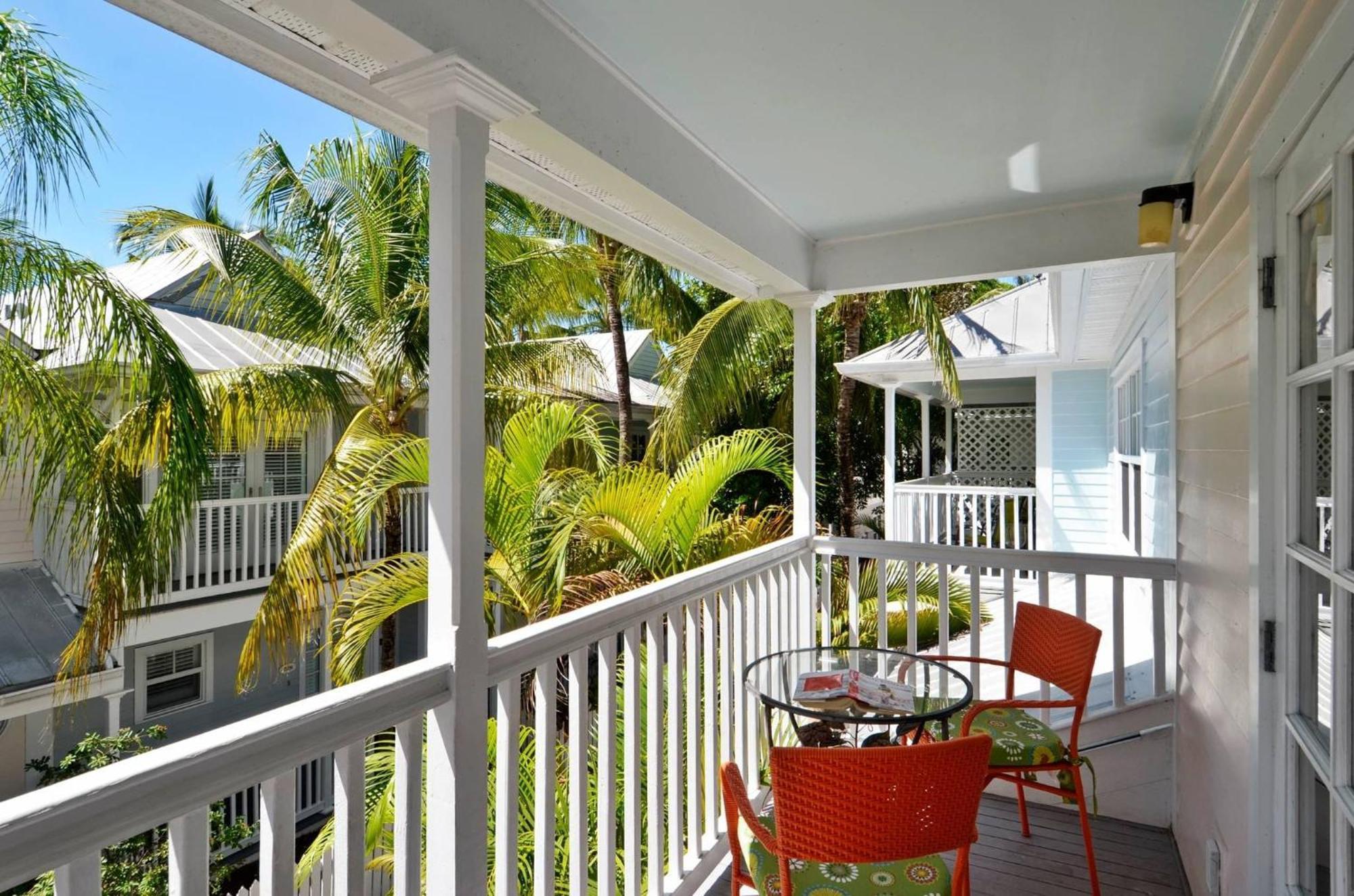 Breezy Bungalow By Avantstay Close 2 Zachary Taylor State Park Beach W Shared Pool Week Long *